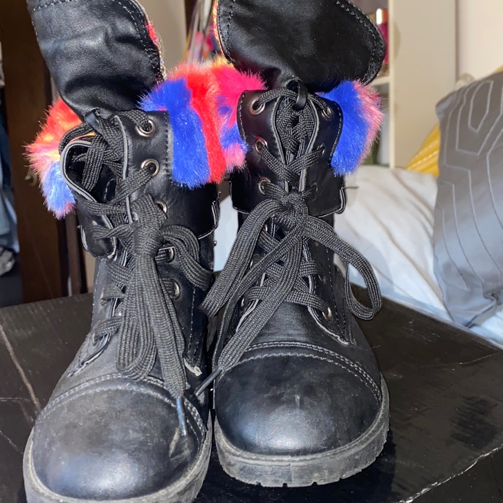 FURRY WOMEN LEATHER BOOTS